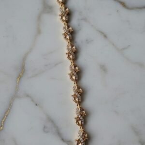 Luxurious Leaf & Wave Zircon Bracelet